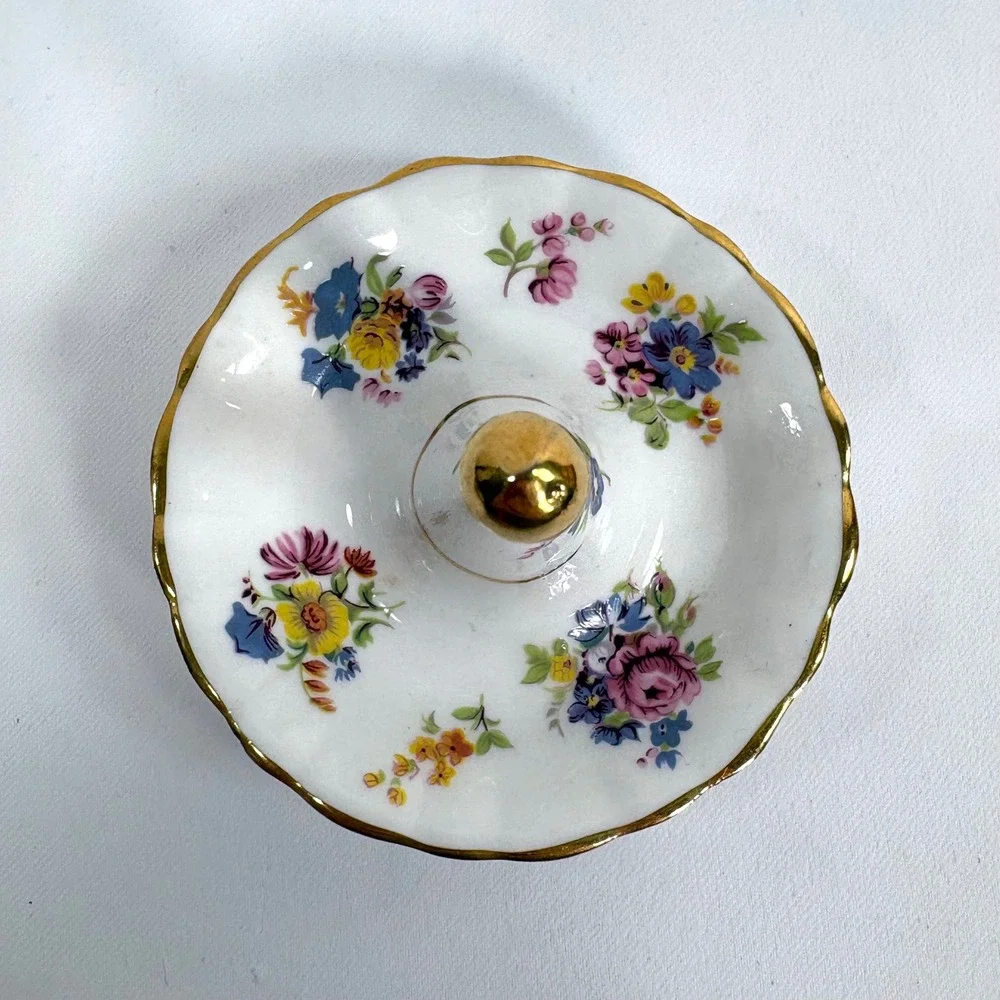 Canadian Superior Ring Holder White Floral Fine Bone China Gold Trim 70s Vintage
